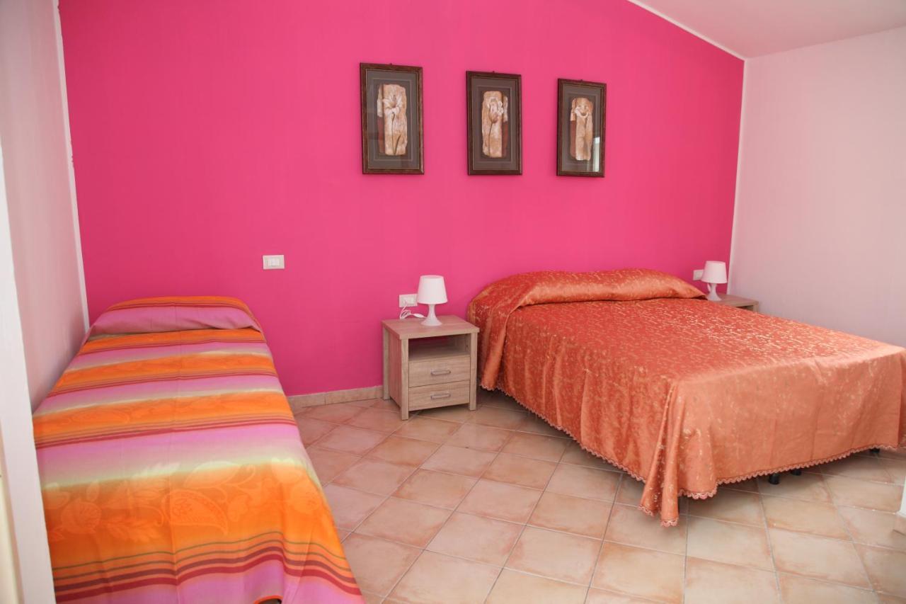 Villaggio Simenzaru Mongiove Exteriör bild