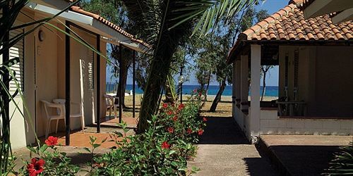 Villaggio Simenzaru Mongiove Exteriör bild